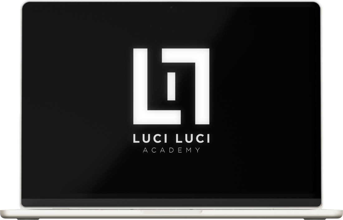 Macbook com produtos Luci Luci